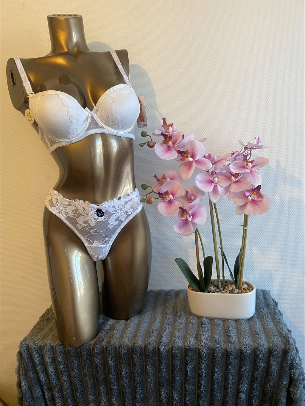 Ensemble florale blanc - vue de face