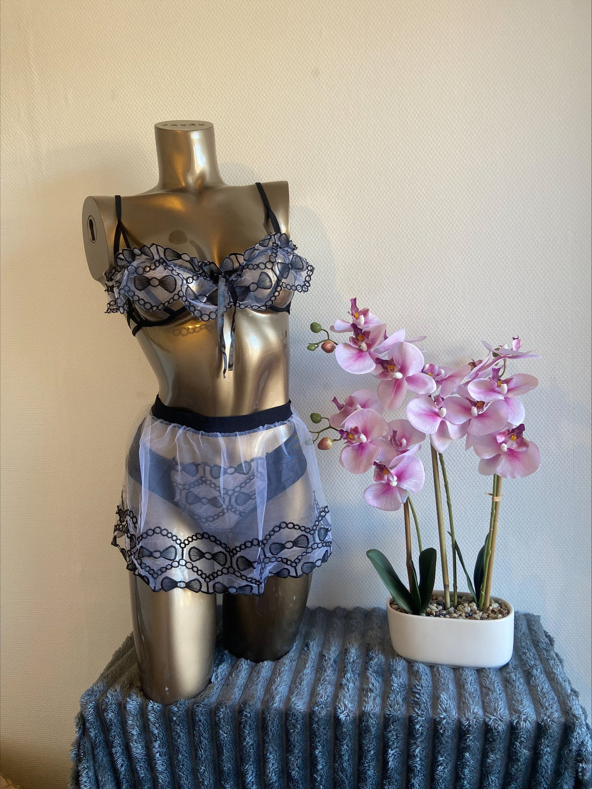 Ensemble volants dentelle - détail 2